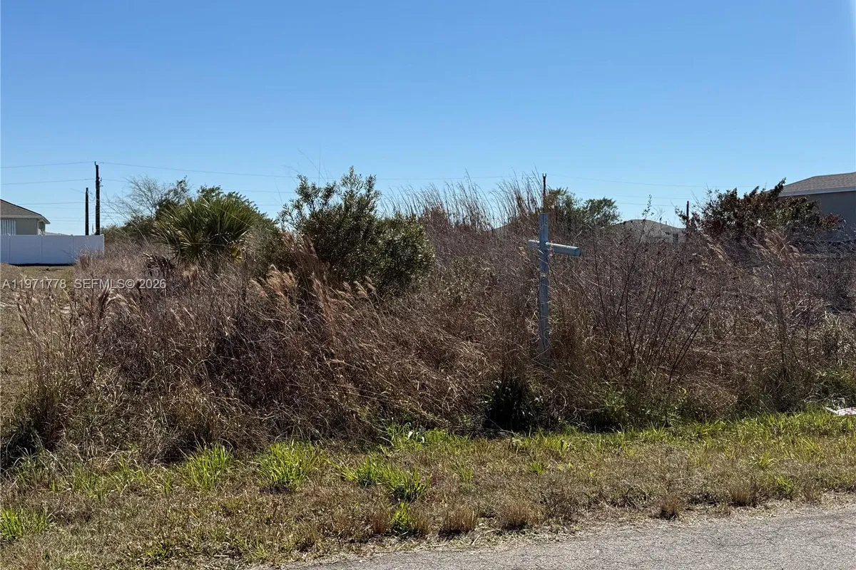 134 HARLEY TER, La Belle FL 33935