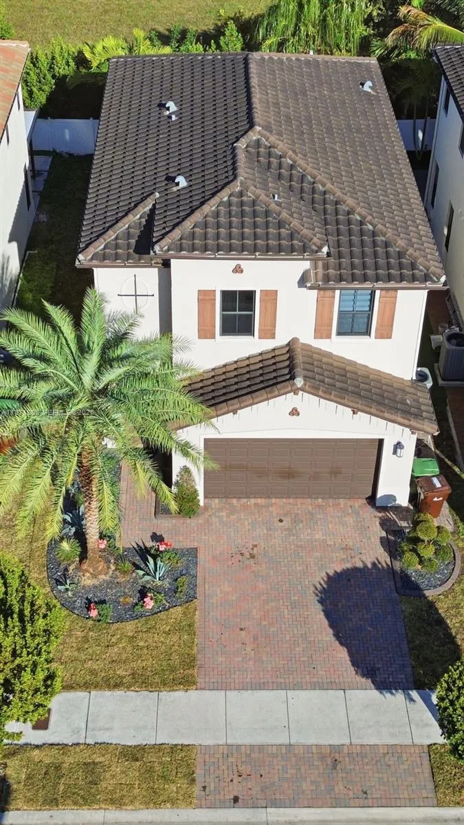 9909 W 32nd Ln, Hialeah FL 33018