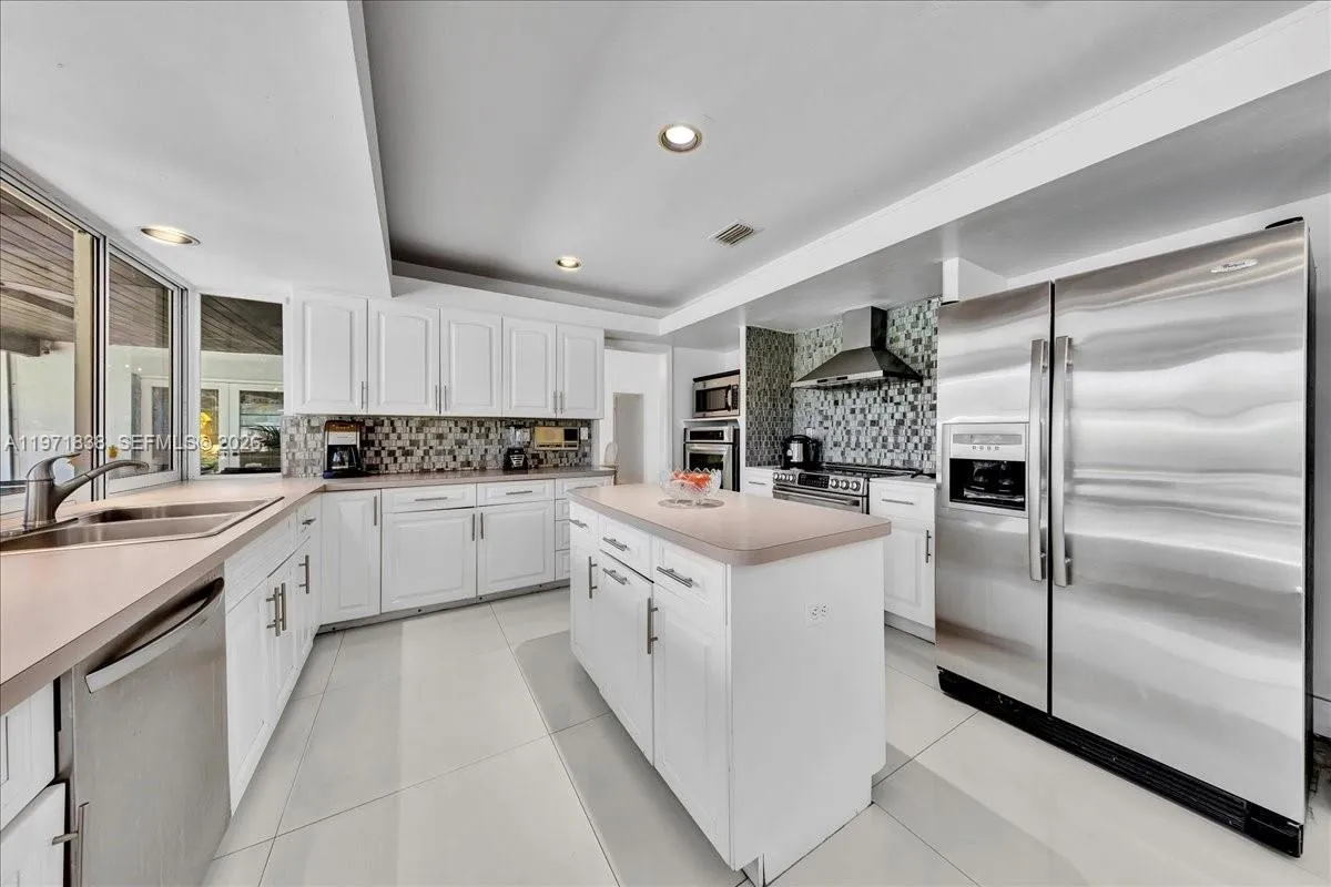 17143 SW 79th Pl, Palmetto Bay FL 33157