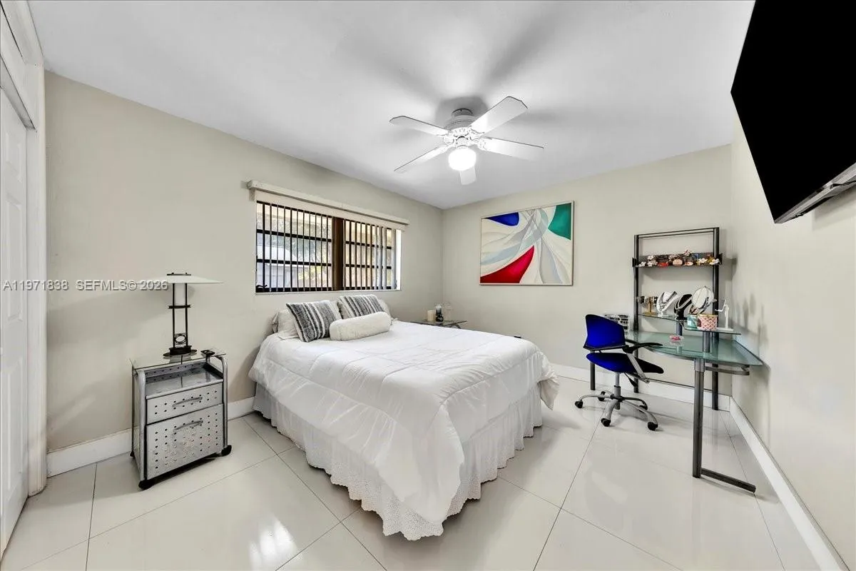 17143 SW 79th Pl, Palmetto Bay FL 33157