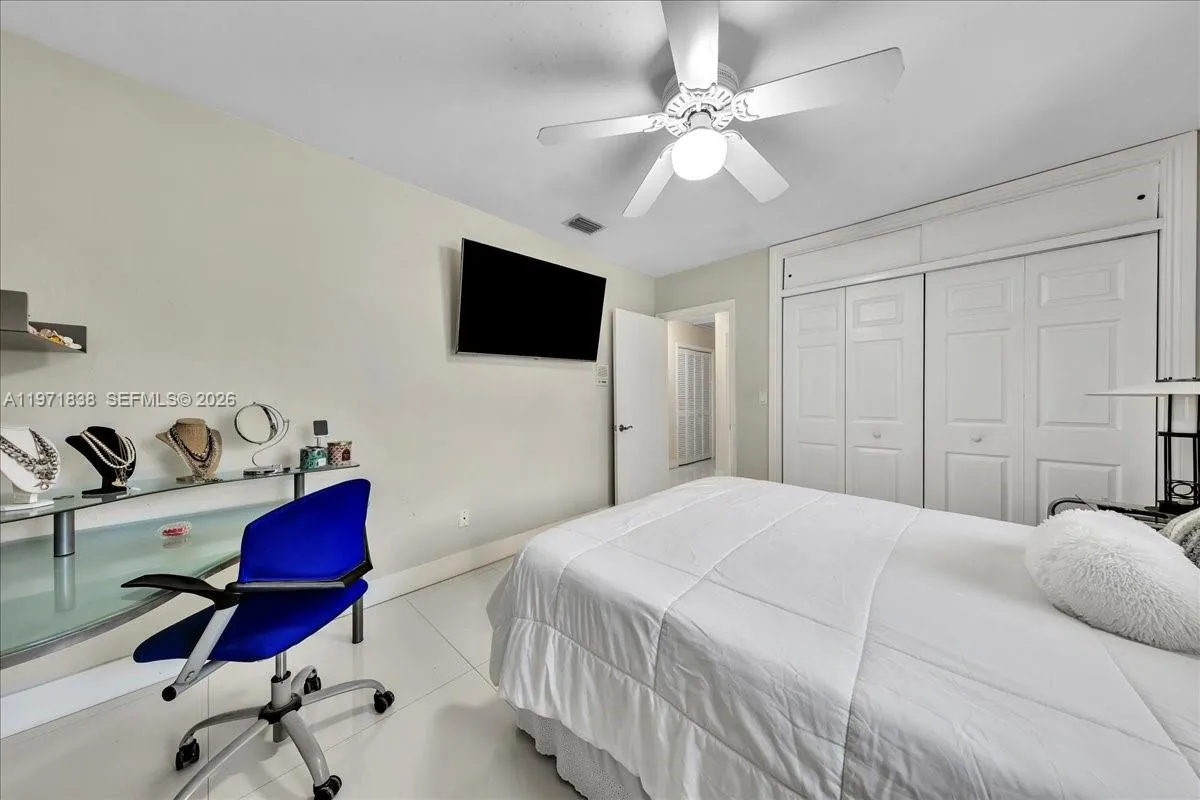 17143 SW 79th Pl, Palmetto Bay FL 33157