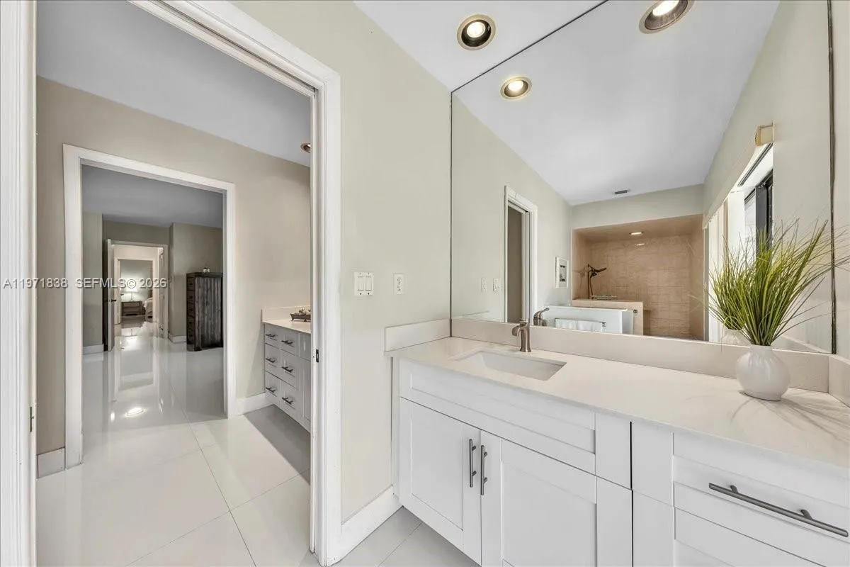 17143 SW 79th Pl, Palmetto Bay FL 33157