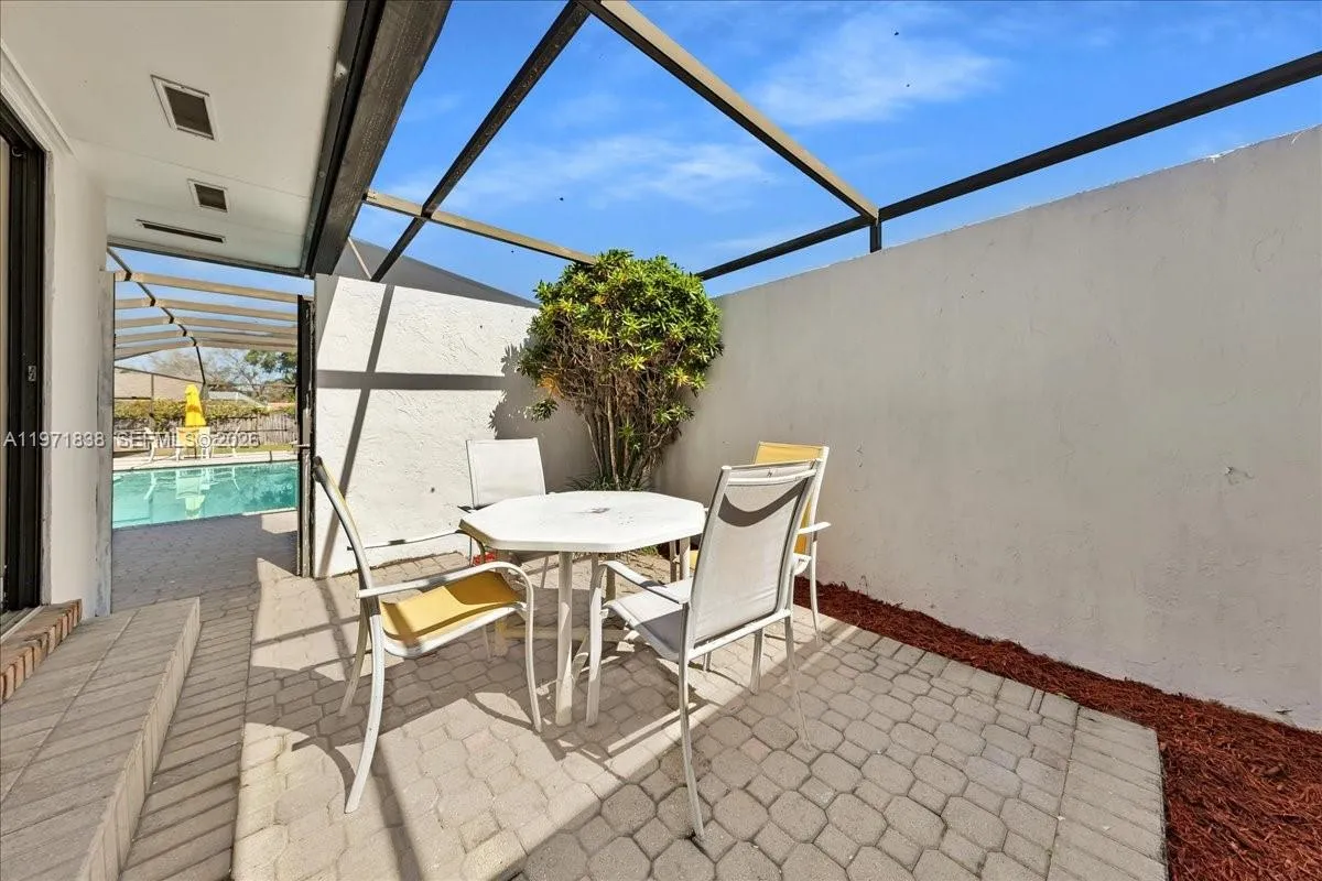 17143 SW 79th Pl, Palmetto Bay FL 33157