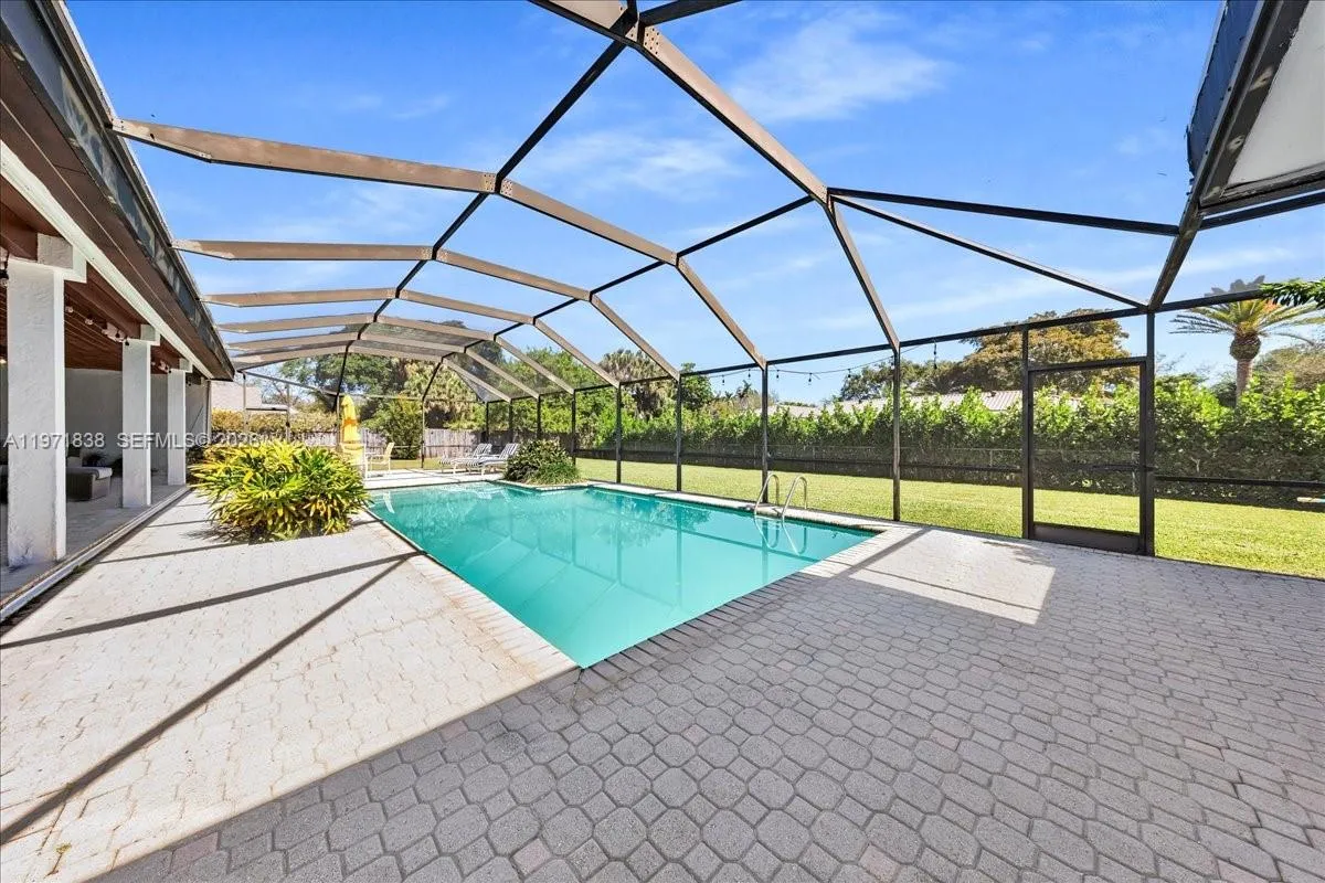 17143 SW 79th Pl, Palmetto Bay FL 33157