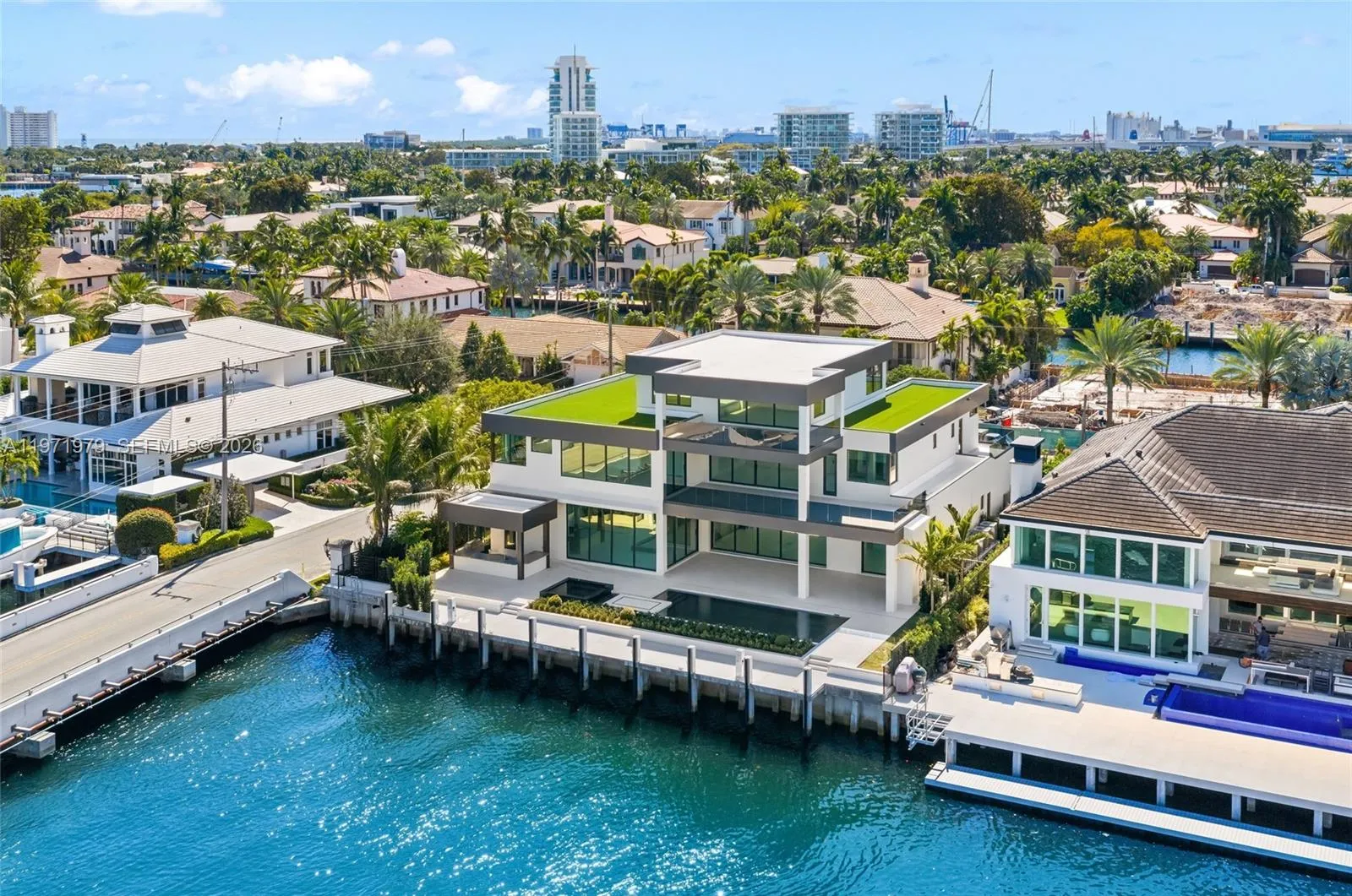 23 Isla Bahia Dr, Fort Lauderdale FL 33316