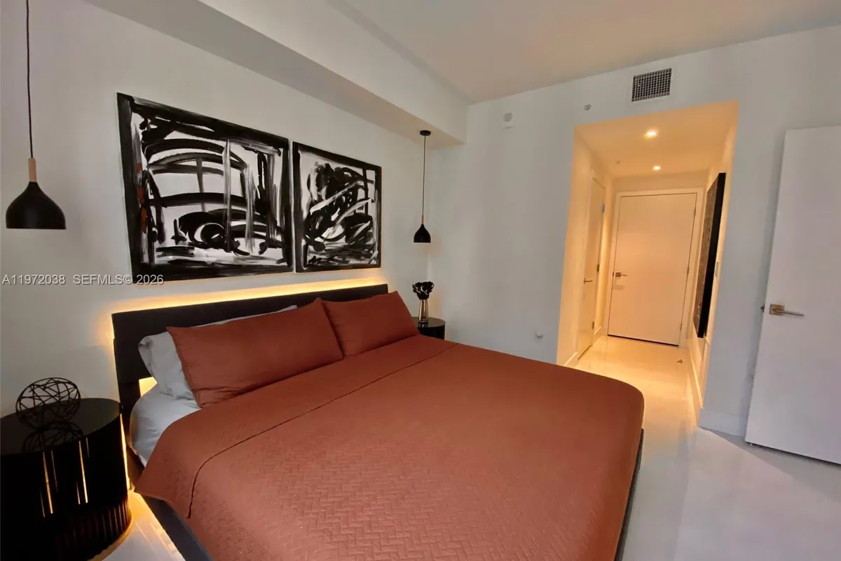 301 Altara Ave # 701, Coral Gables FL 33146