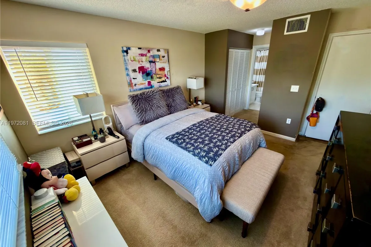 4848 N State Road 7 # 4303, Coconut Creek FL 33073