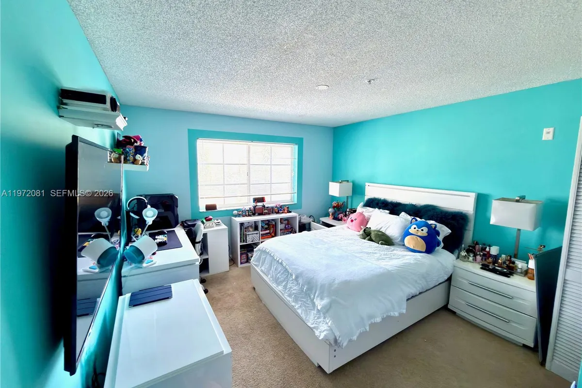 4848 N State Road 7 # 4303, Coconut Creek FL 33073