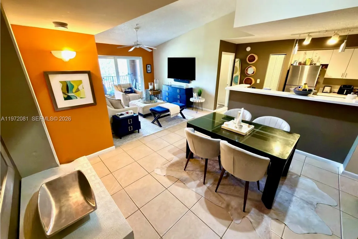 4848 N State Road 7 # 4303, Coconut Creek FL 33073