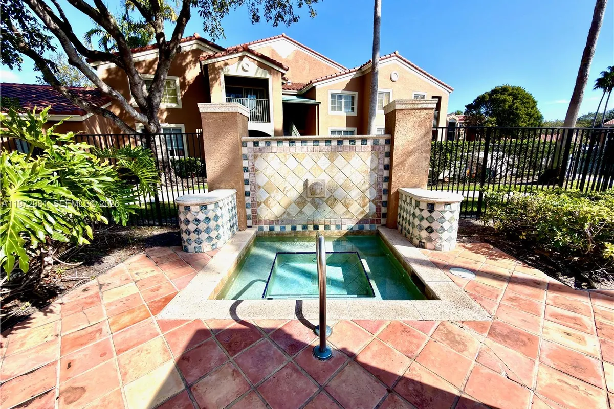 4848 N State Road 7 # 4303, Coconut Creek FL 33073