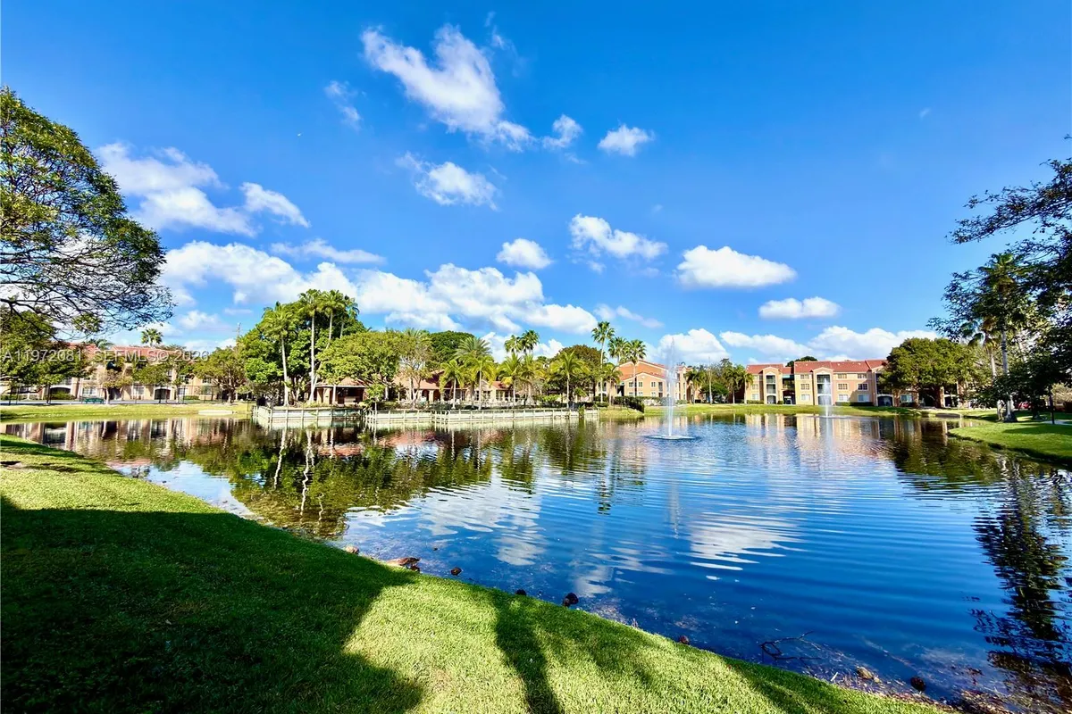 4848 N State Road 7 # 4303, Coconut Creek FL 33073