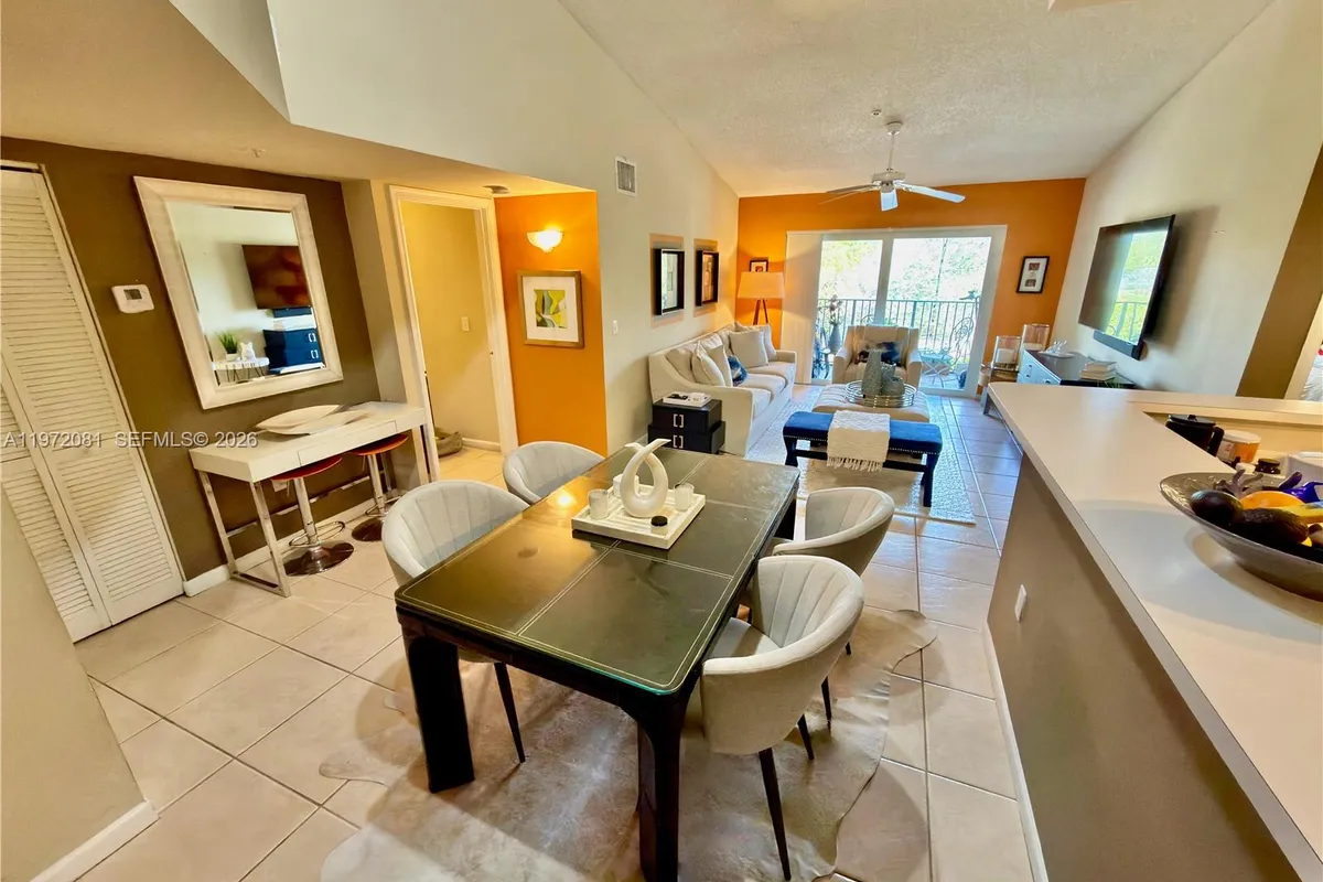 4848 N State Road 7 # 4303, Coconut Creek FL 33073