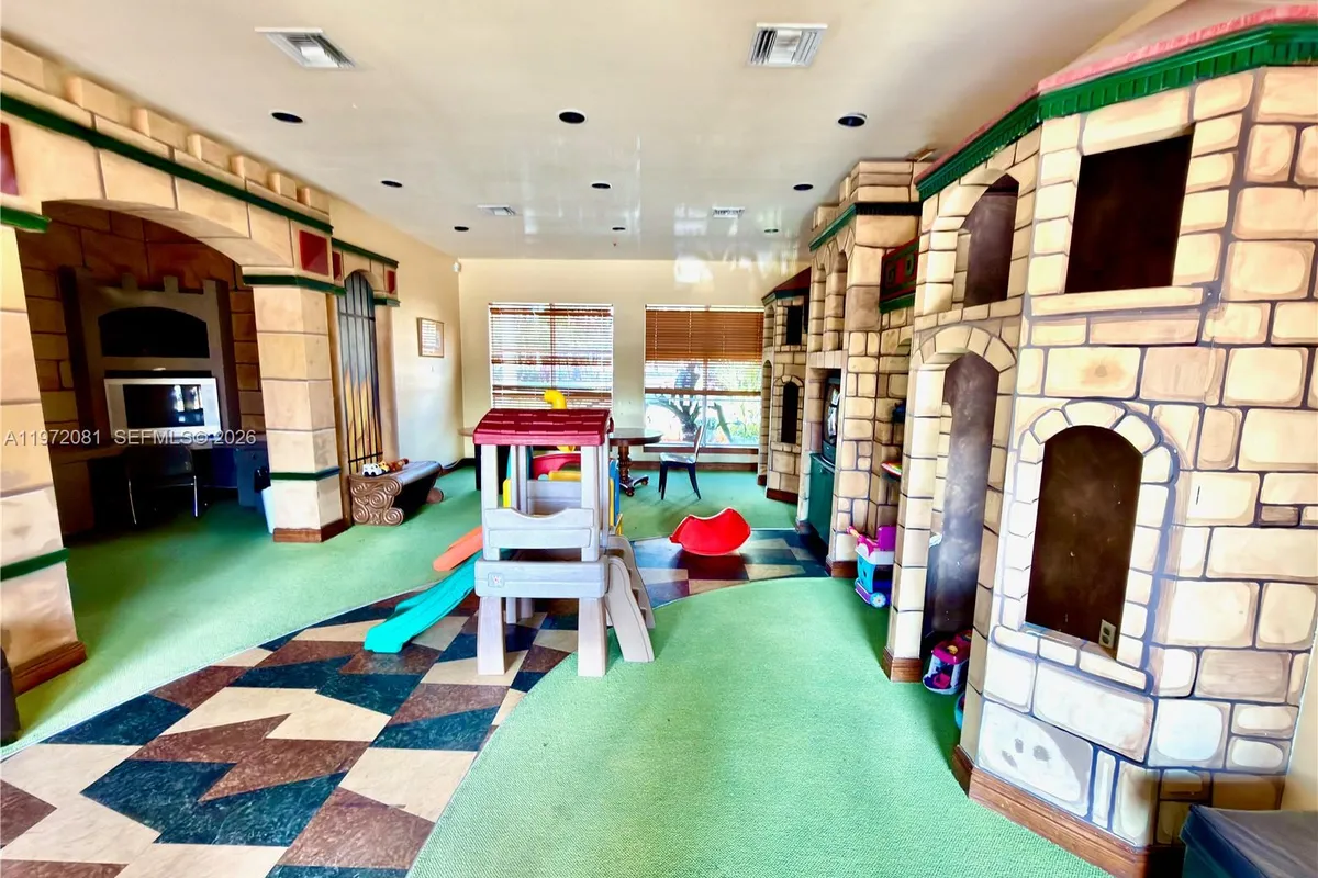 4848 N State Road 7 # 4303, Coconut Creek FL 33073