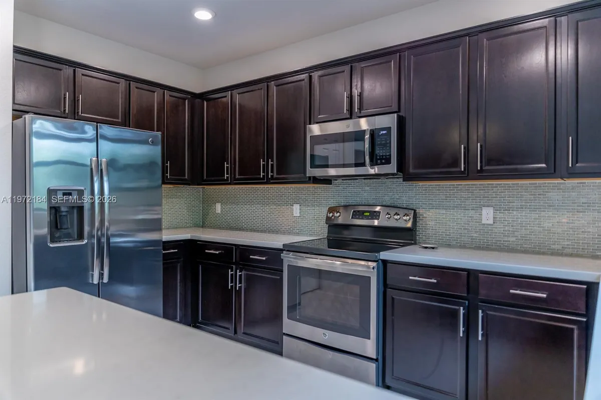 3993 S Allerdale Pl, Coconut Creek FL 33073