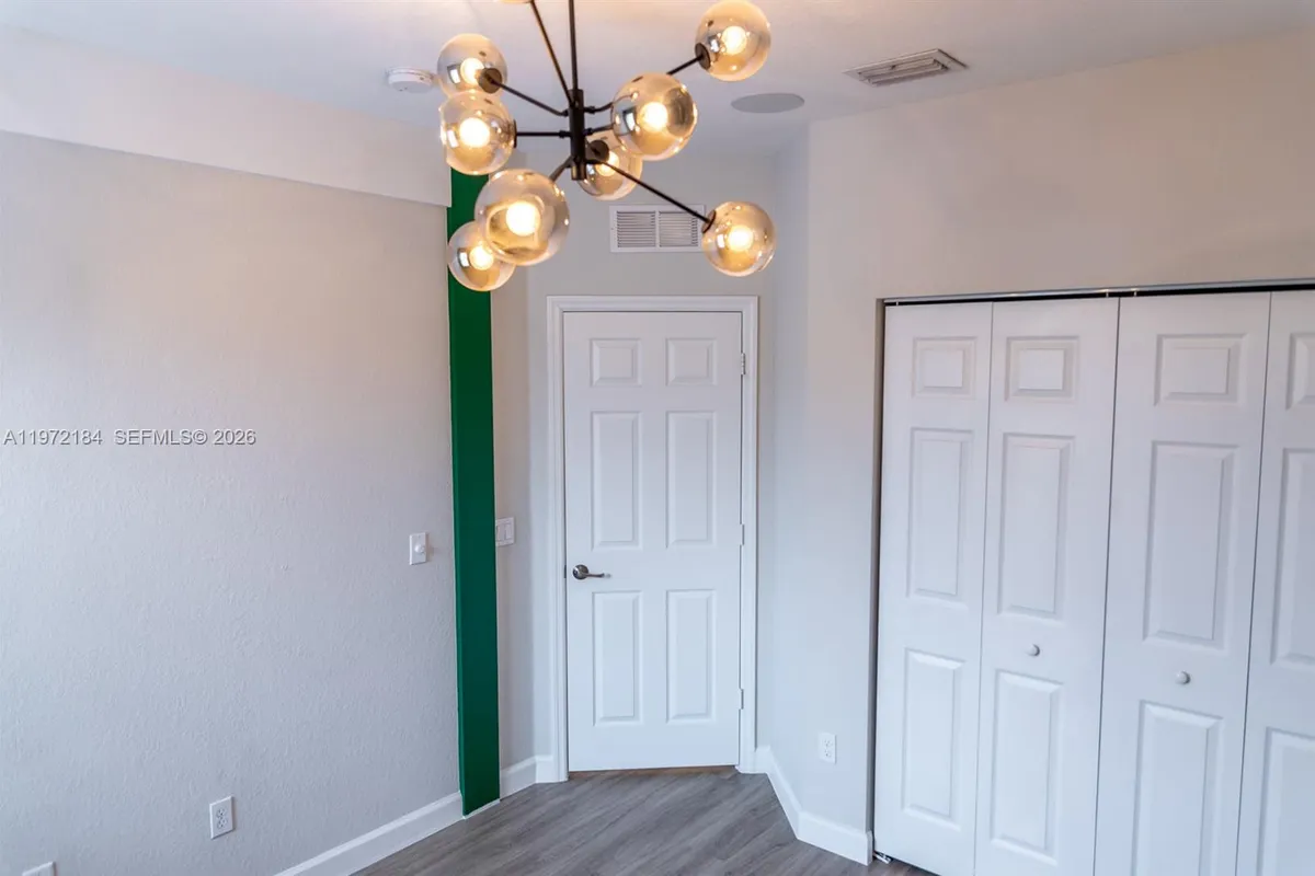 3993 S Allerdale Pl, Coconut Creek FL 33073