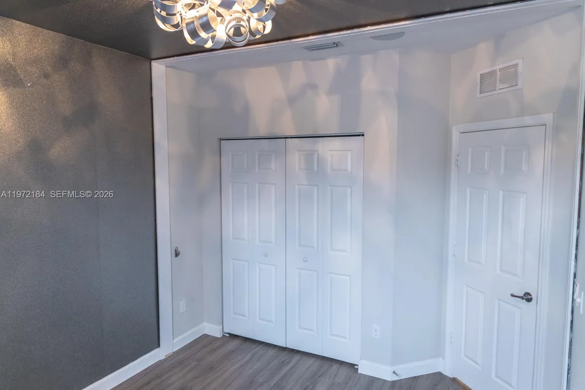 3993 S Allerdale Pl, Coconut Creek FL 33073