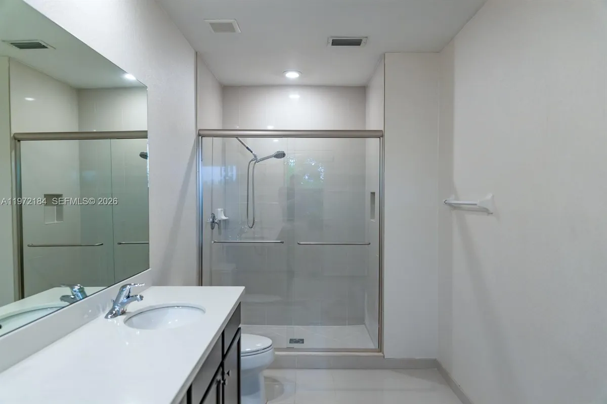 3993 S Allerdale Pl, Coconut Creek FL 33073