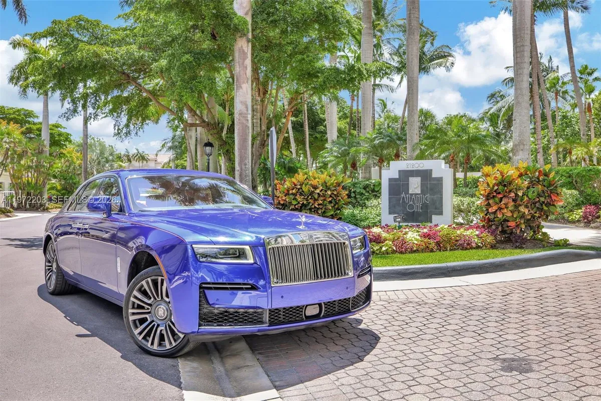 21200 Point Pl, Aventura FL 33180