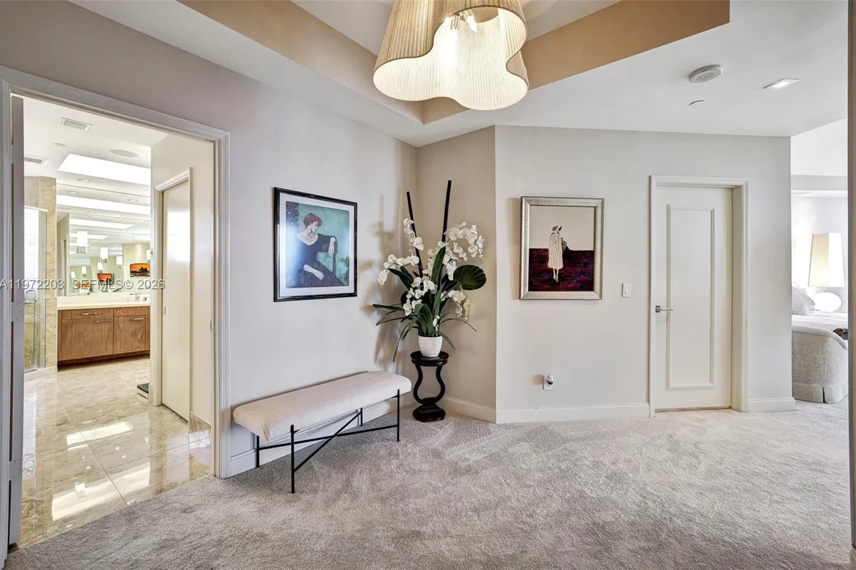 21200 Point Pl, Aventura FL 33180