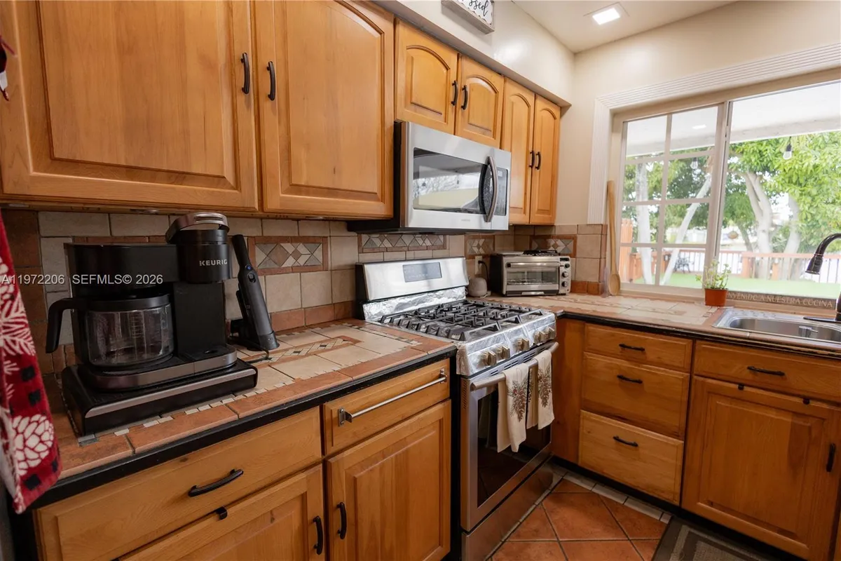 11901 NW 31st Pl, Sunrise FL 33323