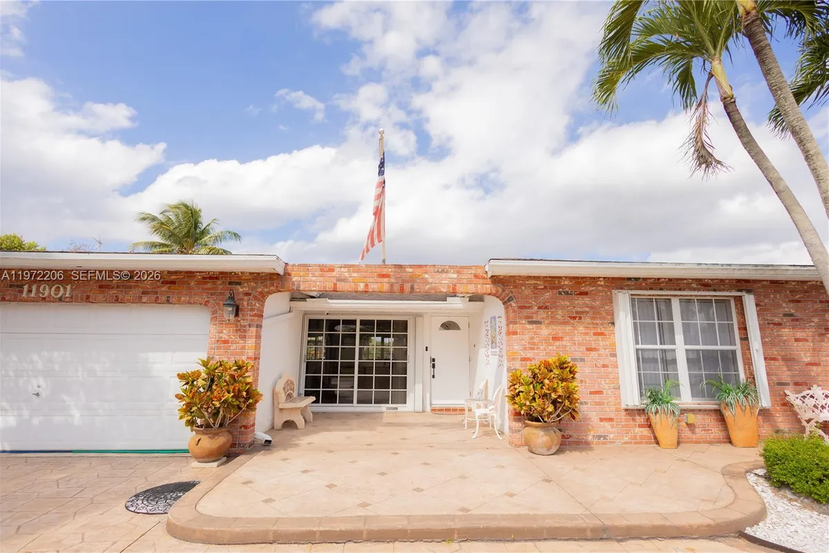11901 NW 31st Pl, Sunrise FL 33323