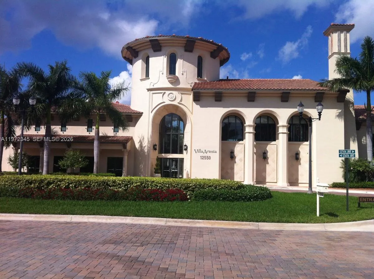 3 bedroom 2 bath for sale at 2925 NW 126th Ave # 1, Sunrise FL 33323