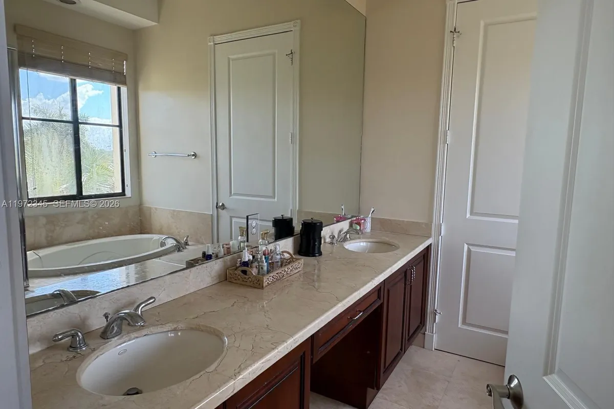 2925 NW 126th Ave # 1, Sunrise FL 33323