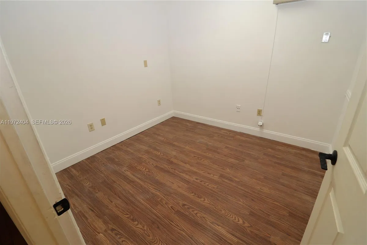 6731 Sunset Strip, Sunrise FL 33313