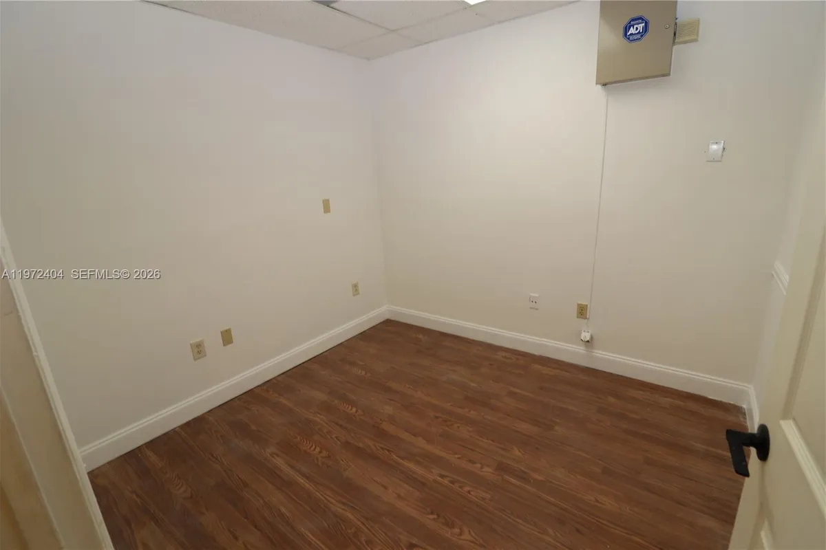 6731 Sunset Strip, Sunrise FL 33313