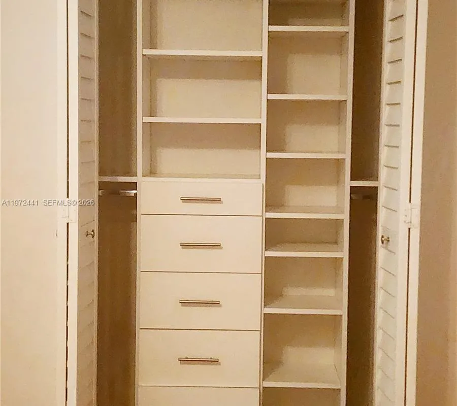 8360 NW 103rd St # 204E, Hialeah Gardens FL 33016