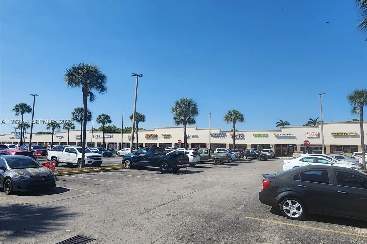 8360 NW 103rd St # 204E, Hialeah Gardens FL 33016