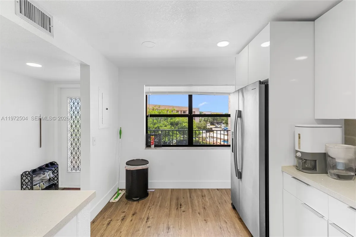 2704 NW 104th Ave # 306, Sunrise FL 33322