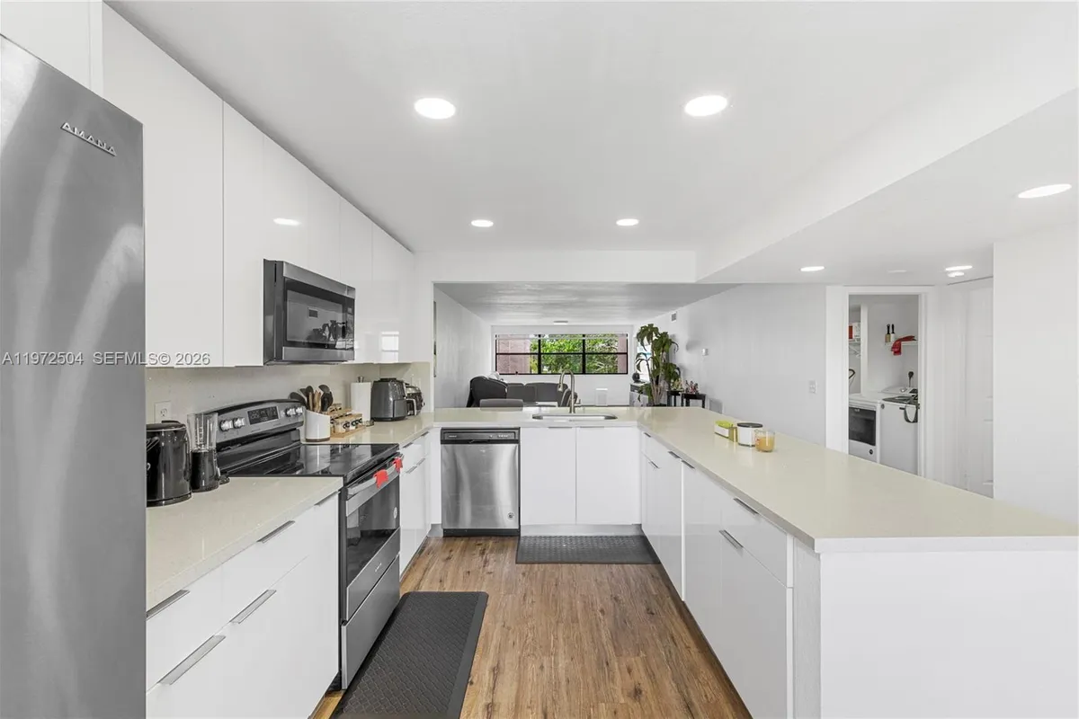 2704 NW 104th Ave # 306, Sunrise FL 33322