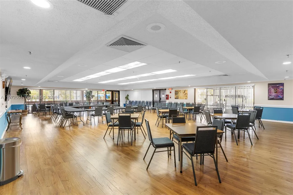 2704 NW 104th Ave # 306, Sunrise FL 33322