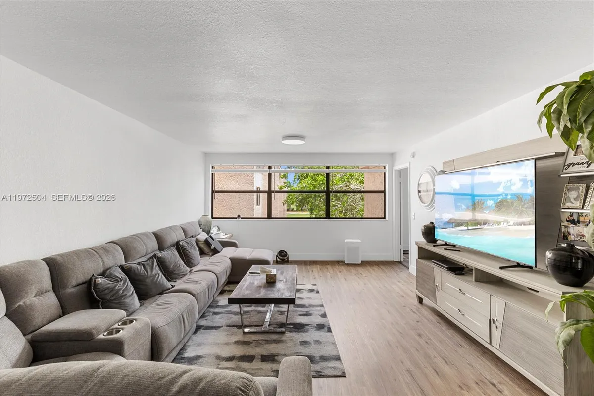 2704 NW 104th Ave # 306, Sunrise FL 33322