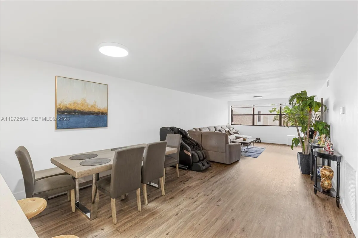 2704 NW 104th Ave # 306, Sunrise FL 33322