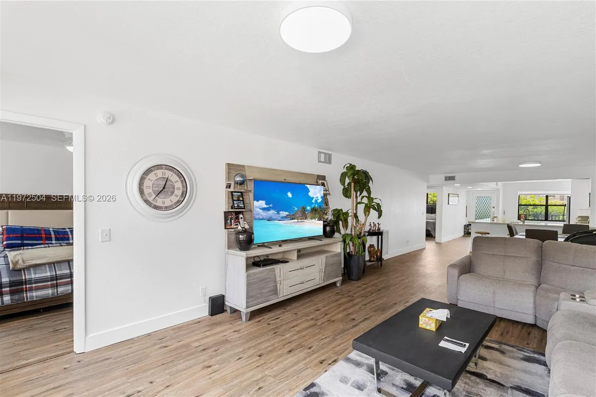 2704 NW 104th Ave # 306, Sunrise FL 33322