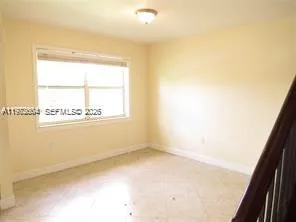 216 Lakeside Cir, Sunrise FL 33326