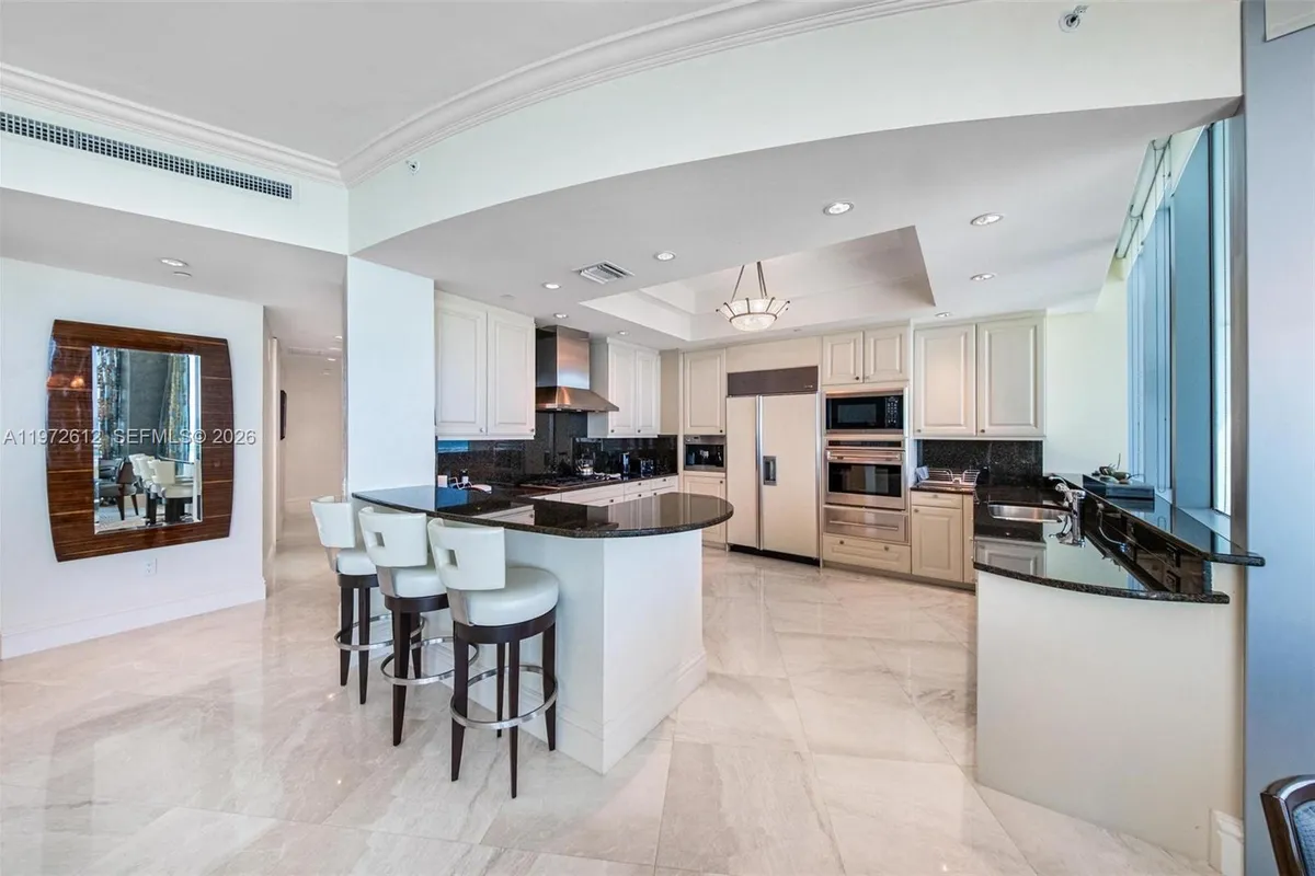 10295 Collins Ave # 1502, Bal Harbour FL 33154