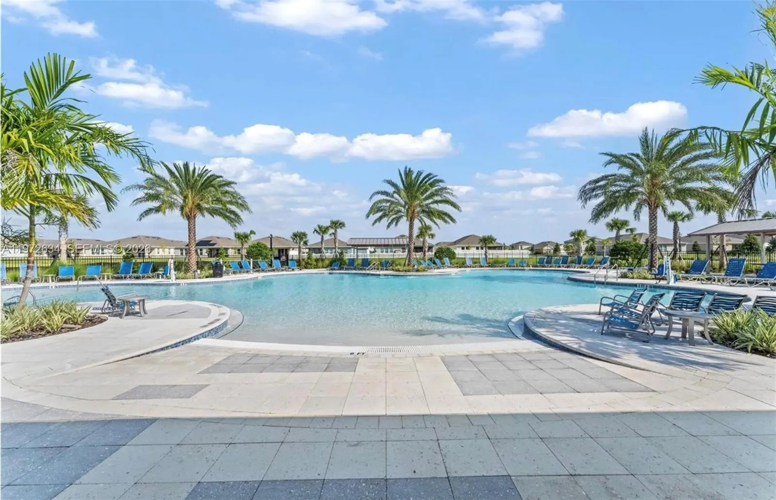 1817 WALNUT CREEK DR, Kissimmee FL 34744