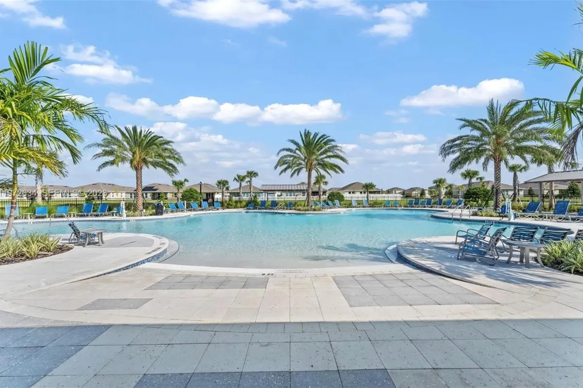 1817 WALNUT CREEK DR, Kissimmee FL 34744