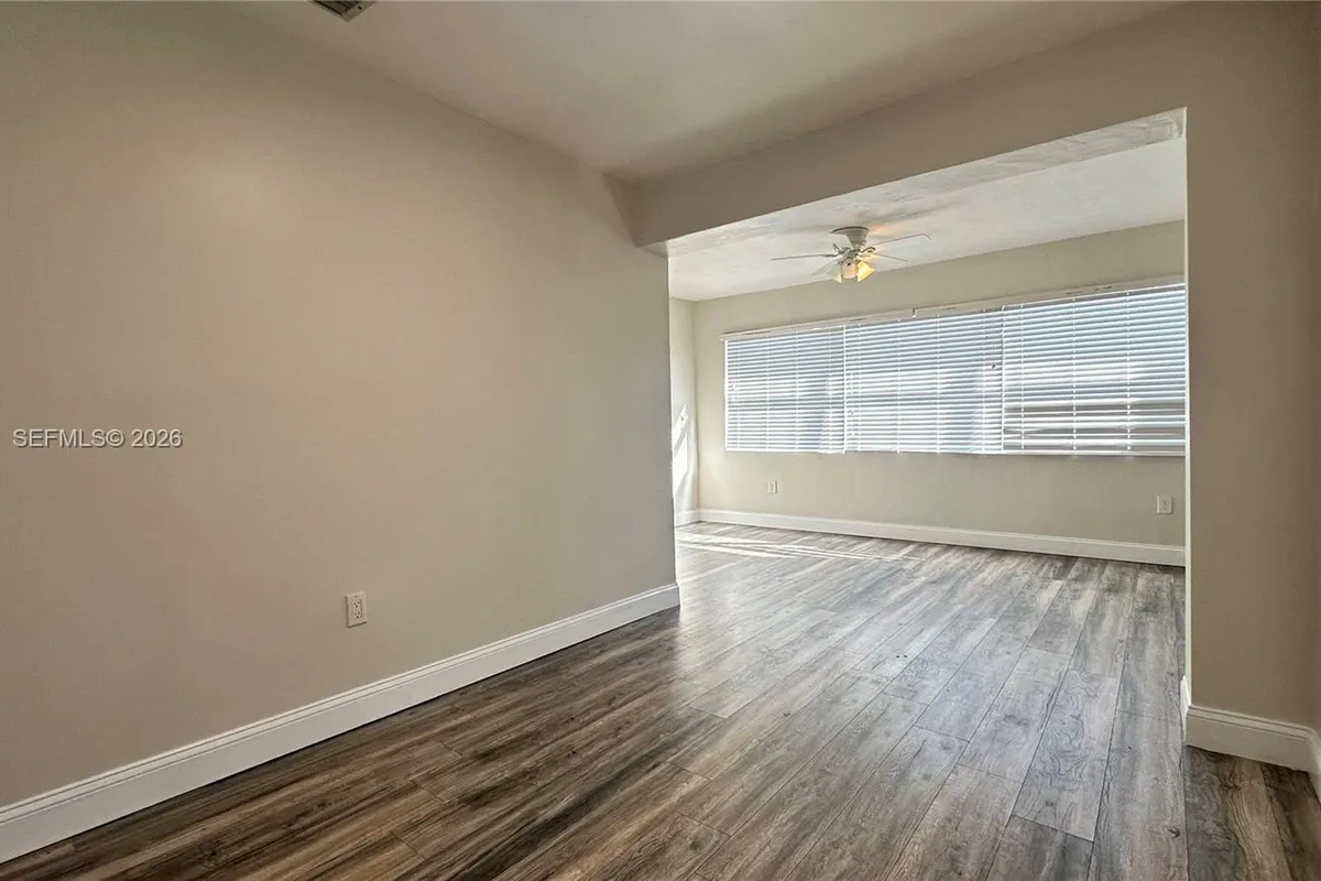 8450 NW 26th St, Sunrise FL 33322