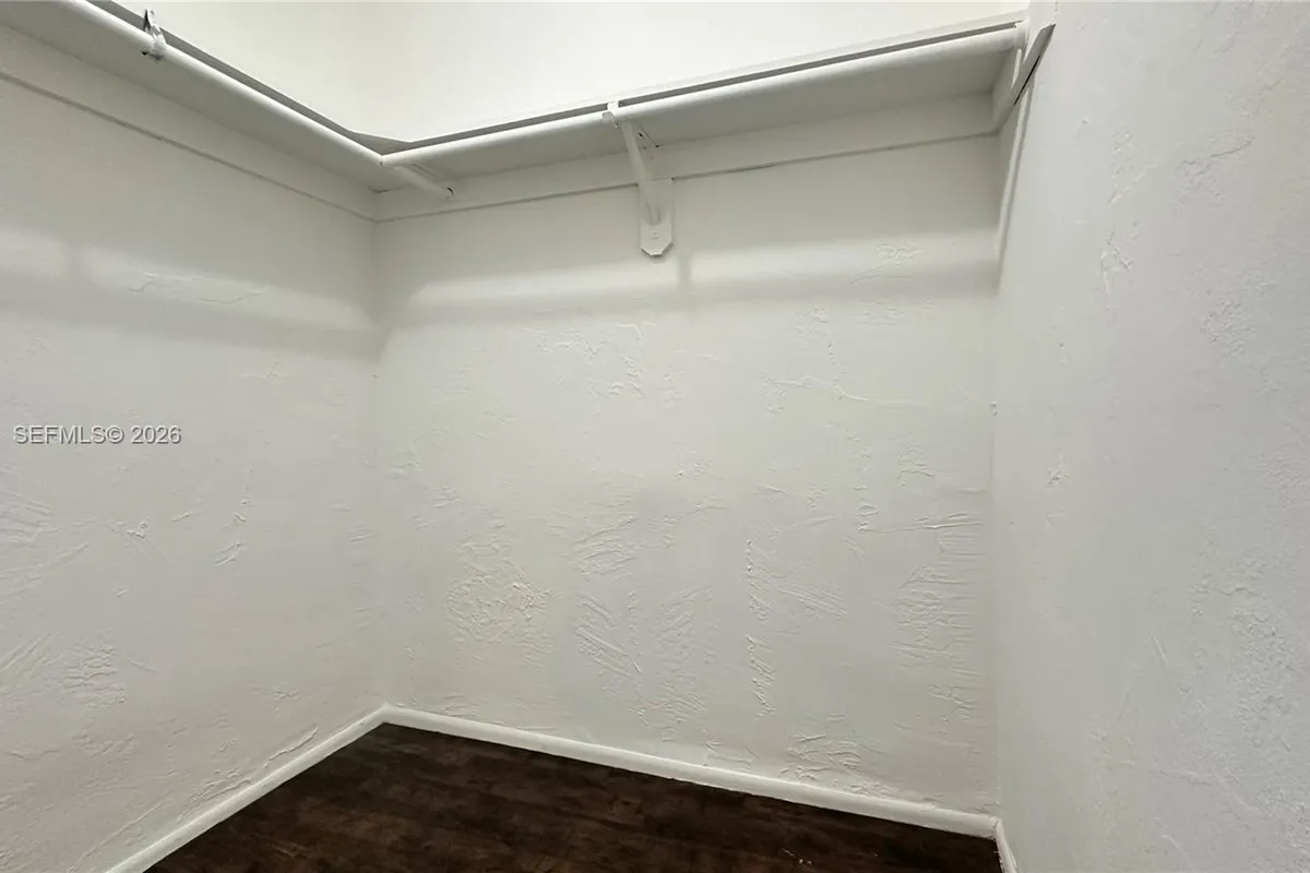 8450 NW 26th St, Sunrise FL 33322