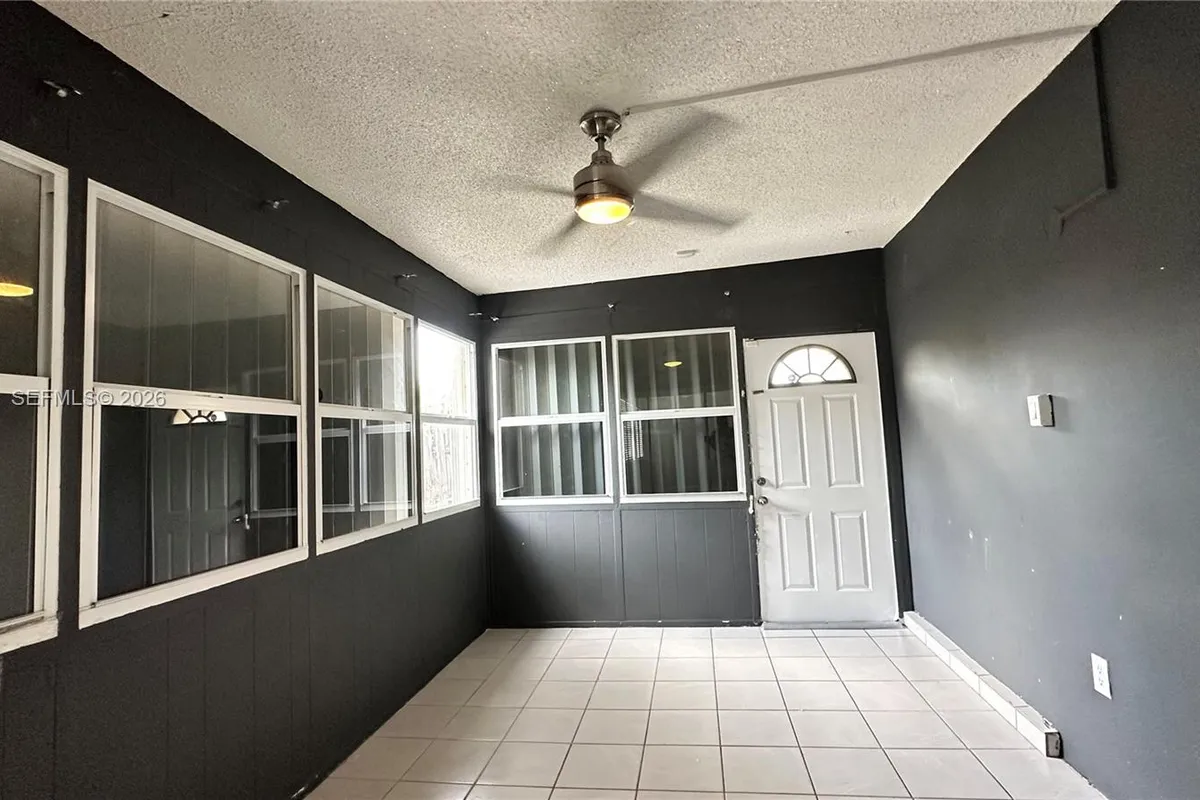 8450 NW 26th St, Sunrise FL 33322