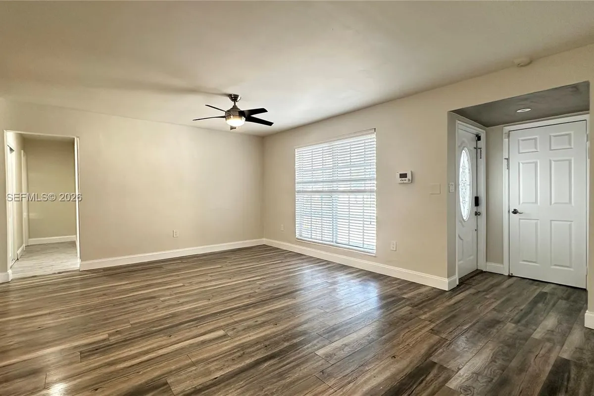 8450 NW 26th St, Sunrise FL 33322