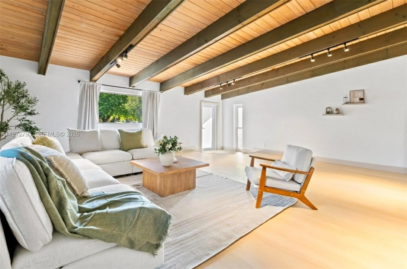 1905 NW 62nd Ter, Margate FL 33063