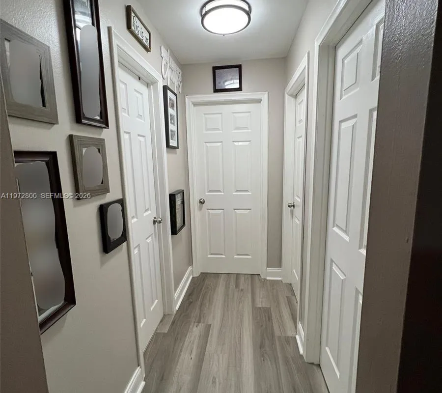 11421 NW 30th Pl, Sunrise FL 33323