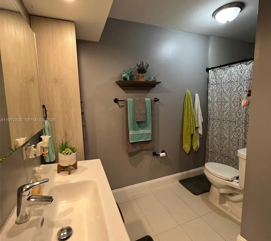 11421 NW 30th Pl, Sunrise FL 33323