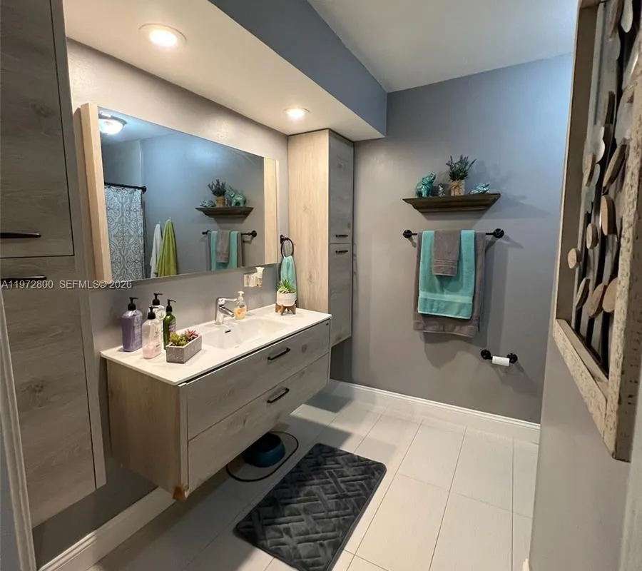 11421 NW 30th Pl, Sunrise FL 33323