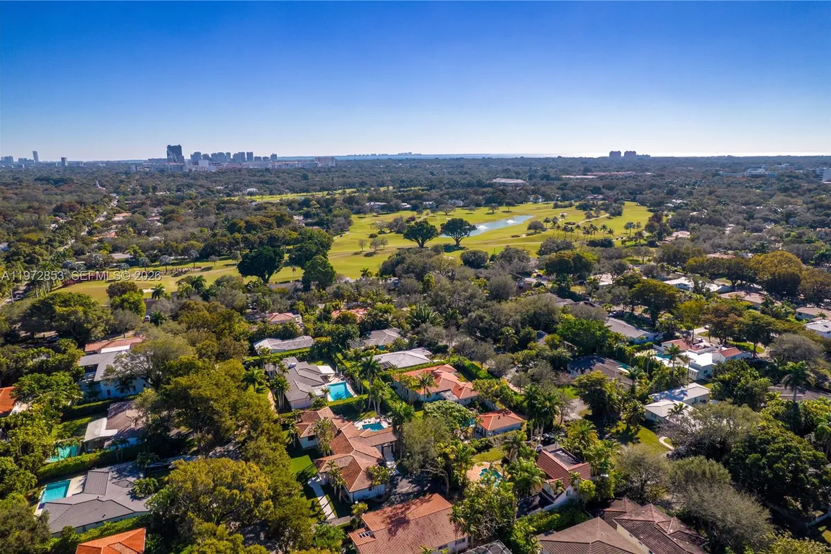 1424 Algardi Ave, Coral Gables FL 33146